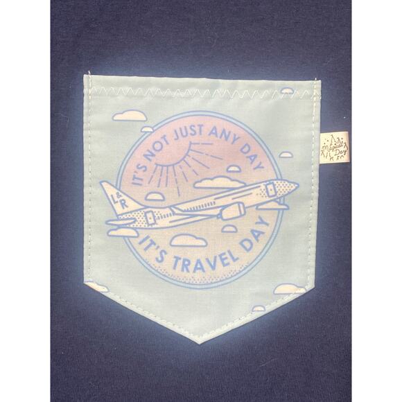 Magical Day Disney T-Shirt Travel Day Med - Picture 2 of 8